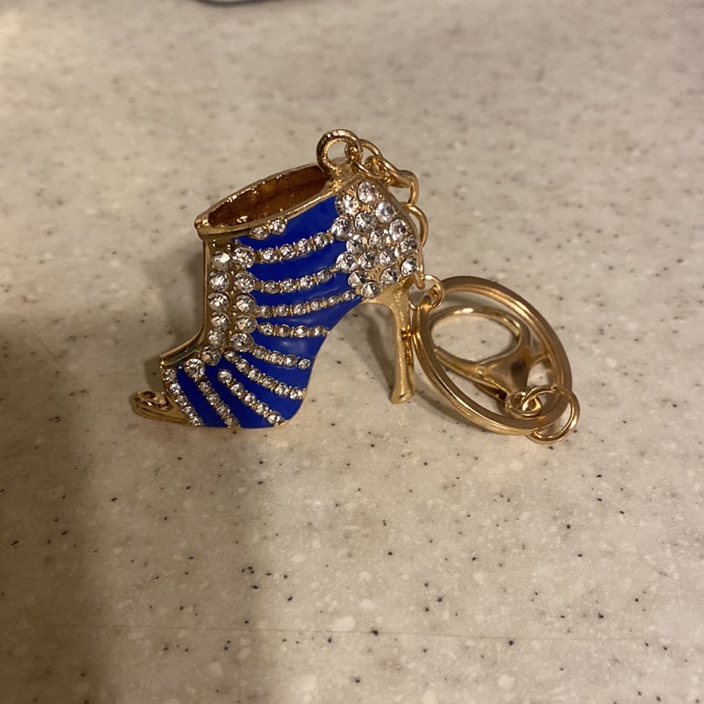 Key Chain - Picture 4 of 4